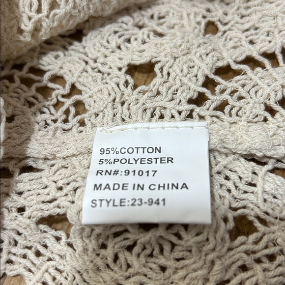 Solitaire Cotton Blend Crochet Top Medium - Picture 8 of 8